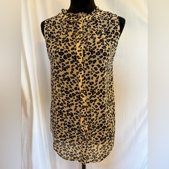 Doe & Rae leopard print button down tank top size medium NWT - Picture 1 of 7